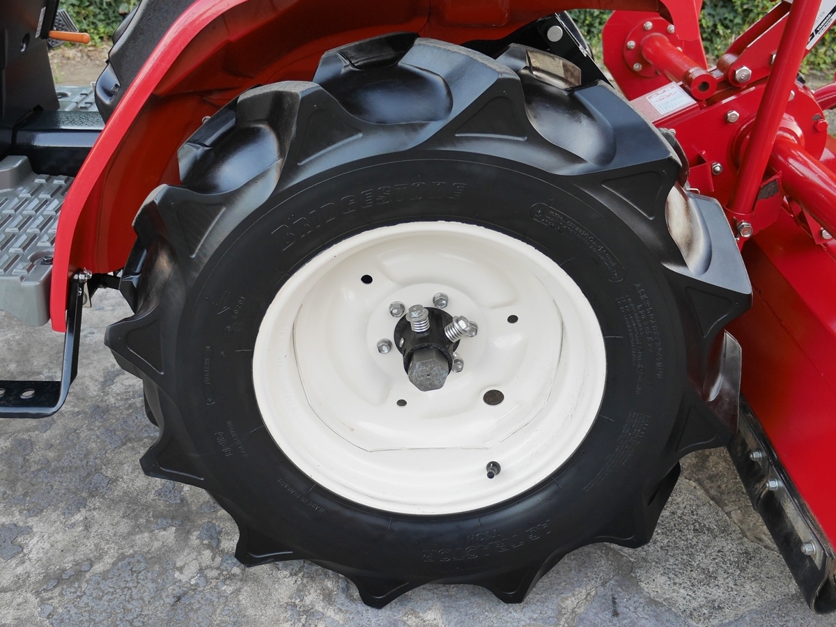 入庫】ヤンマー GK14EcoTra フレールモア 乗用草刈り機