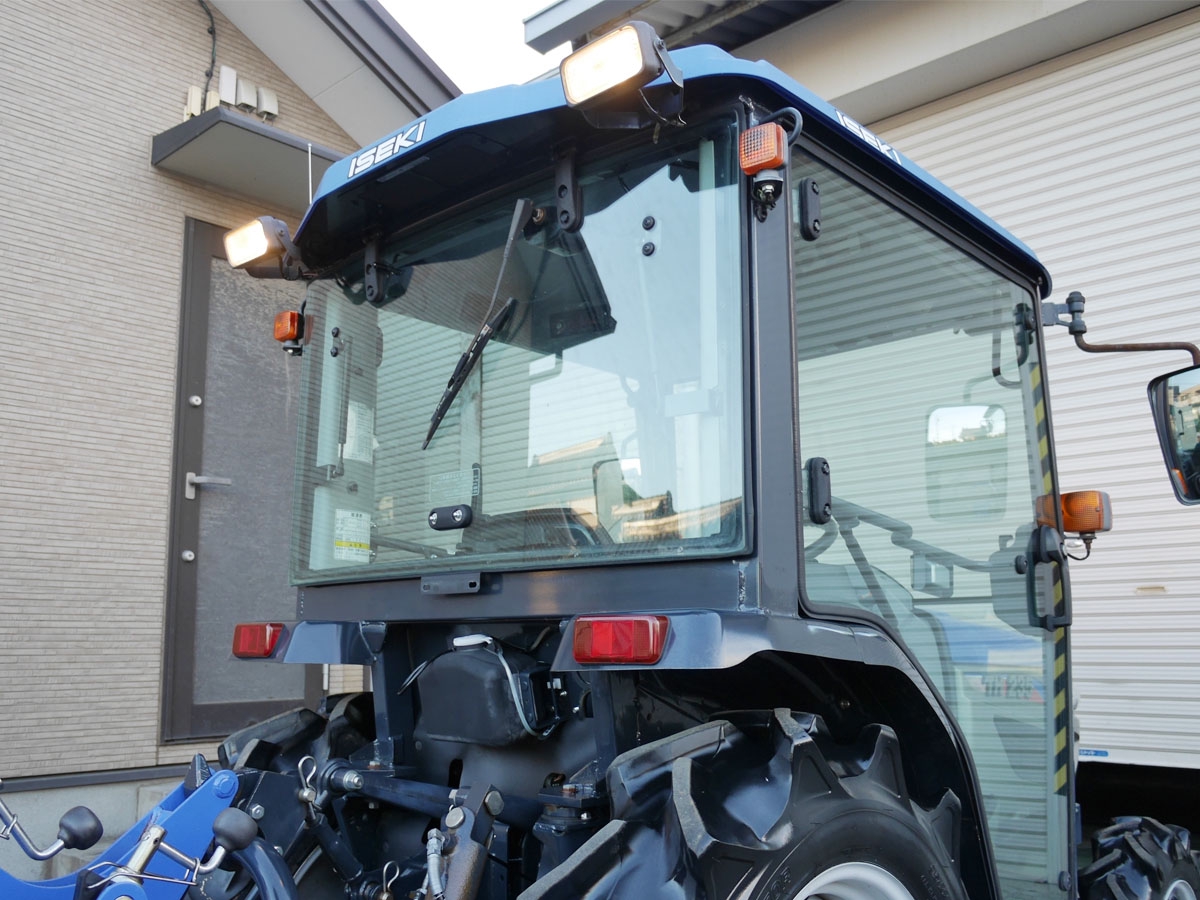 イセキ トラクター TH235 23.5馬力 107時間 エアコンキャビン フル装備