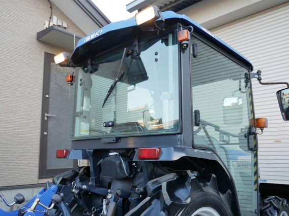 入庫情報】 イセキ トラクター TH235 23.5馬力 107時間 エアコン 