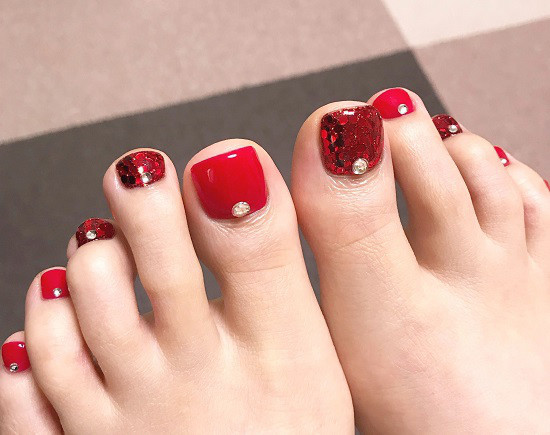 キラキラなフットネイル Dolce Agio
