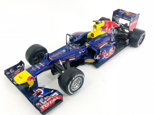 ドイツレベル 1/24 レッドブル レーシング RB8 S.ヴェッテル | 模型店 