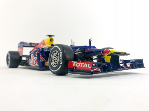 ドイツレベル 1/24 レッドブル レーシング RB8 S.ヴェッテル | 模型店 