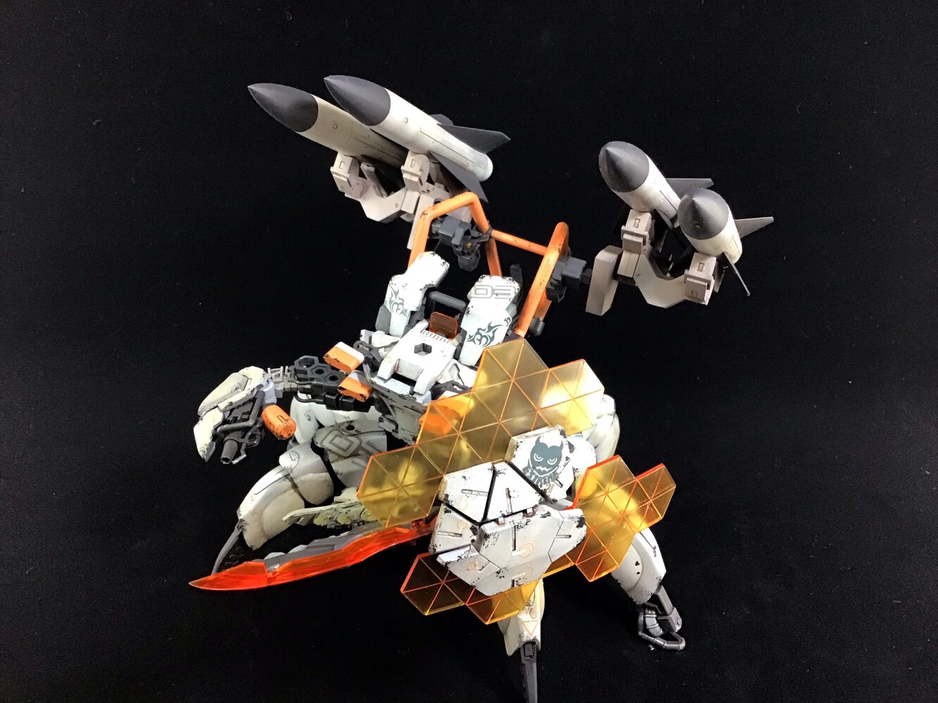 ヘキサギア アビスクローラーとミサイル | 模型店ソーイ(sow-i）