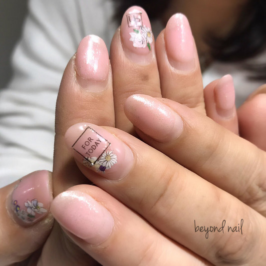 4週間後 ネイルのもち 八王子ネイルサロン Beyond Nail