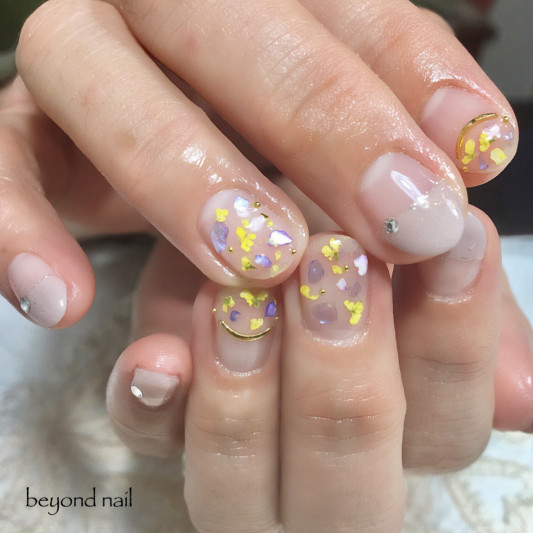 シェル 押し花ネイル 八王子ネイルサロン Beyond Nail