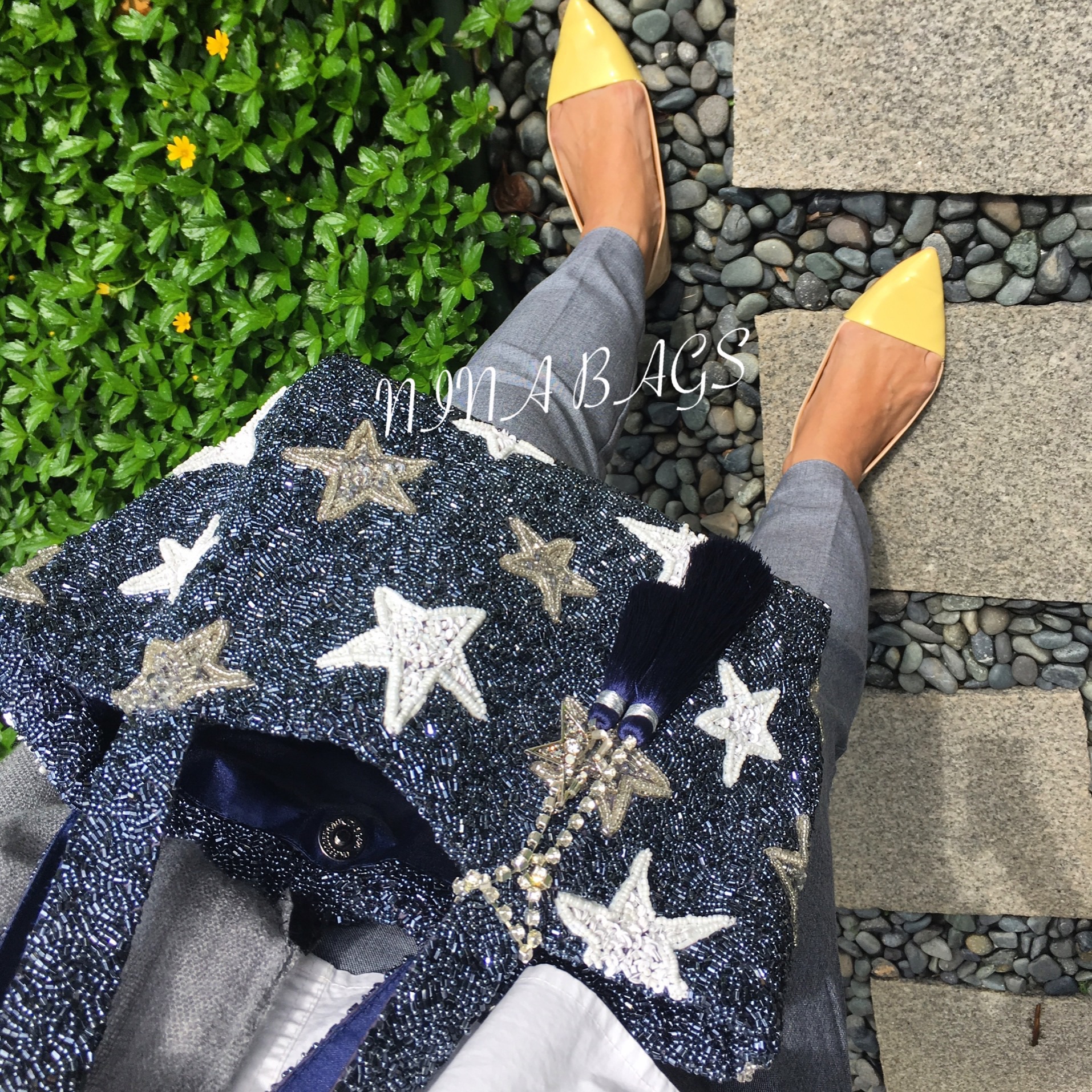 NINABAGS ビーズ星柄　ショルダー ビーズ刺繍きらめくバッグ＆小物が女子心にヒット♡「ニナバッグズ」が