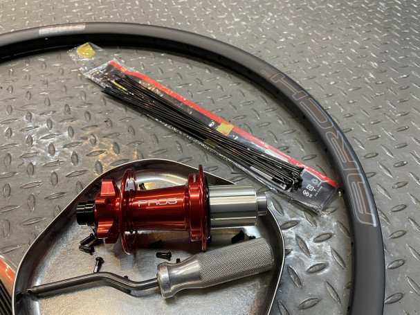 26インチ手組みホイール】HOPE PRO5ハブ×STUNS ARCH MK4リム 