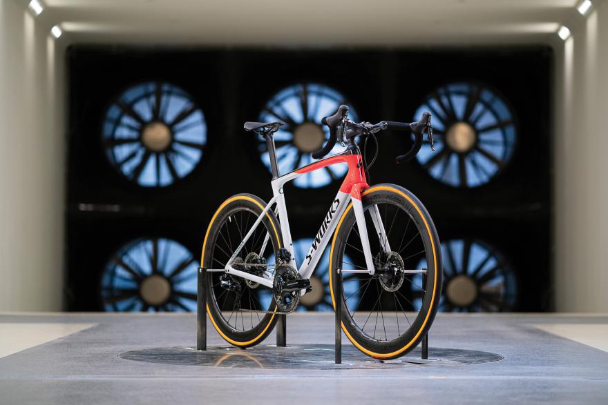 楽で速い！？】ROUBAIXのポテンシャルとは | スペシャライズド正規販売