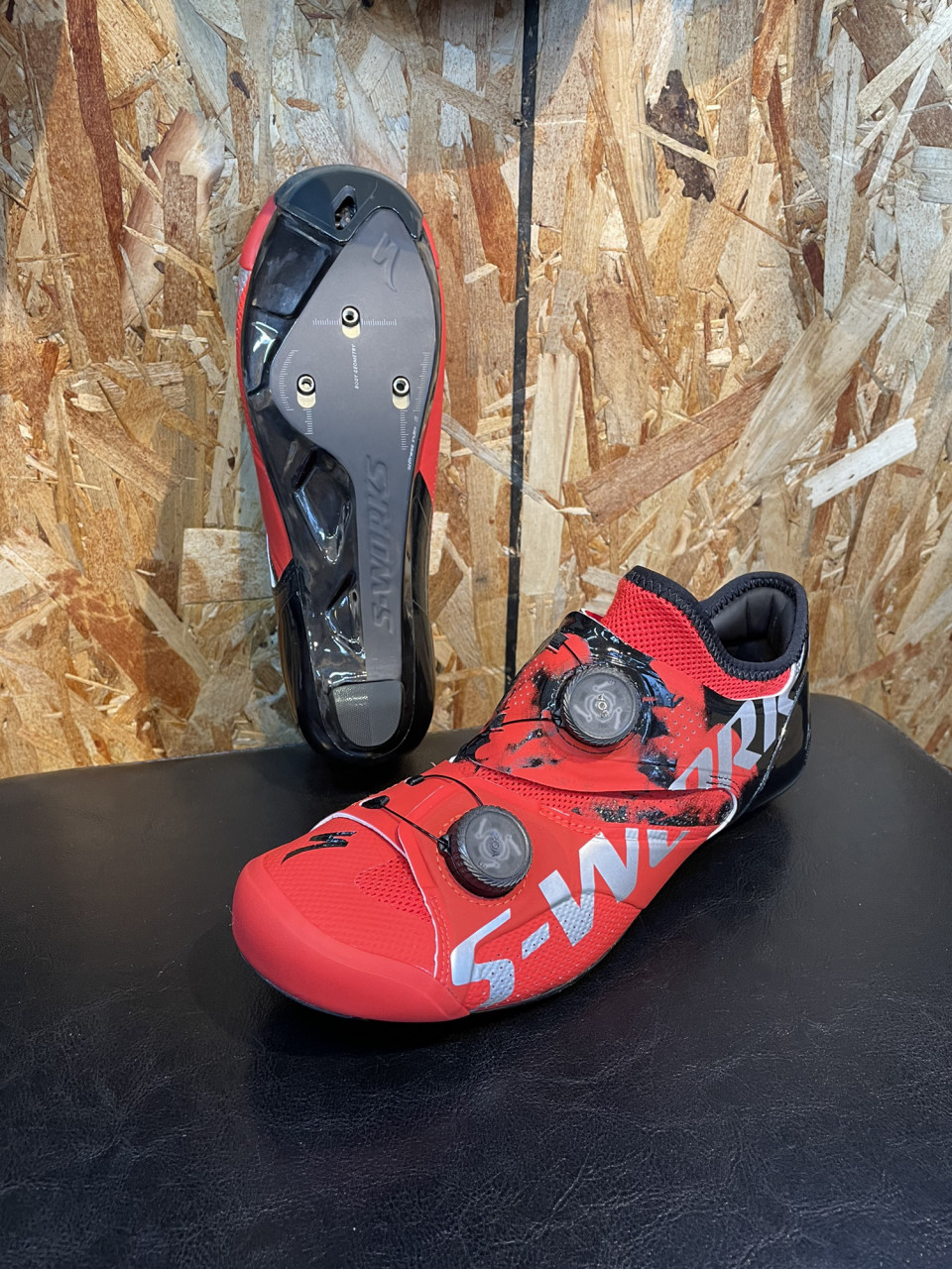 限定カラー入荷】S-WORKS ARES ロードシューズ入荷してます