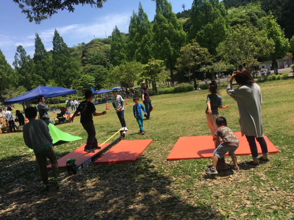 12 15 日 は四万十町緑林公園でスラックライン Slackline Community Seamonkeys