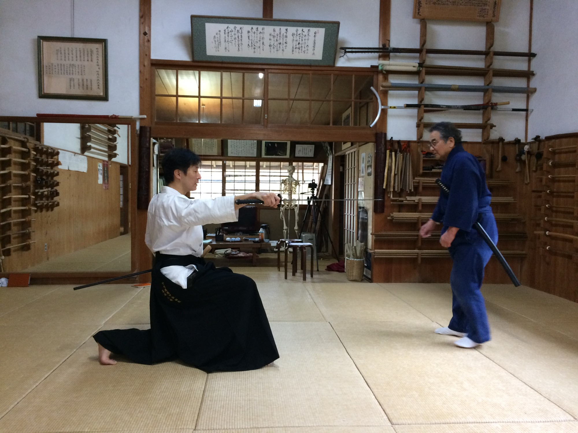 竹内流備中伝稽古 キリンレモン Sc 中野道場 沼袋 焼肉 太陽 東大前 向丘道場 古武道 体験可 剣術 棒術 体術 で 東京の暮らし 満喫 10 30 東京 竹内流備中伝 Tokyo Takenouchi Ryu Bitchuden