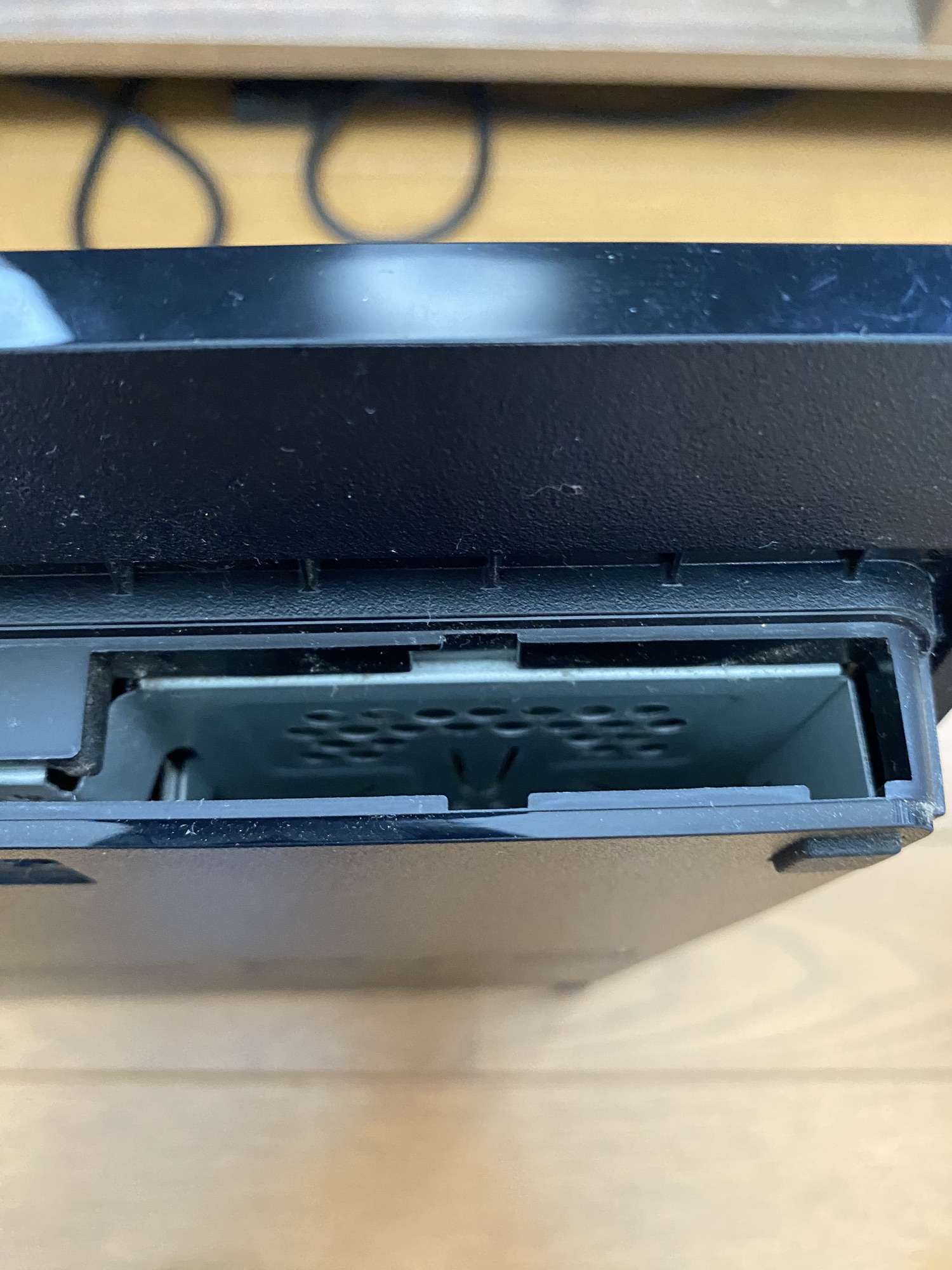 PS3 改造機(SSD搭載) PS3の内臓HDDを2テラのSSDに換えてみた | 僕