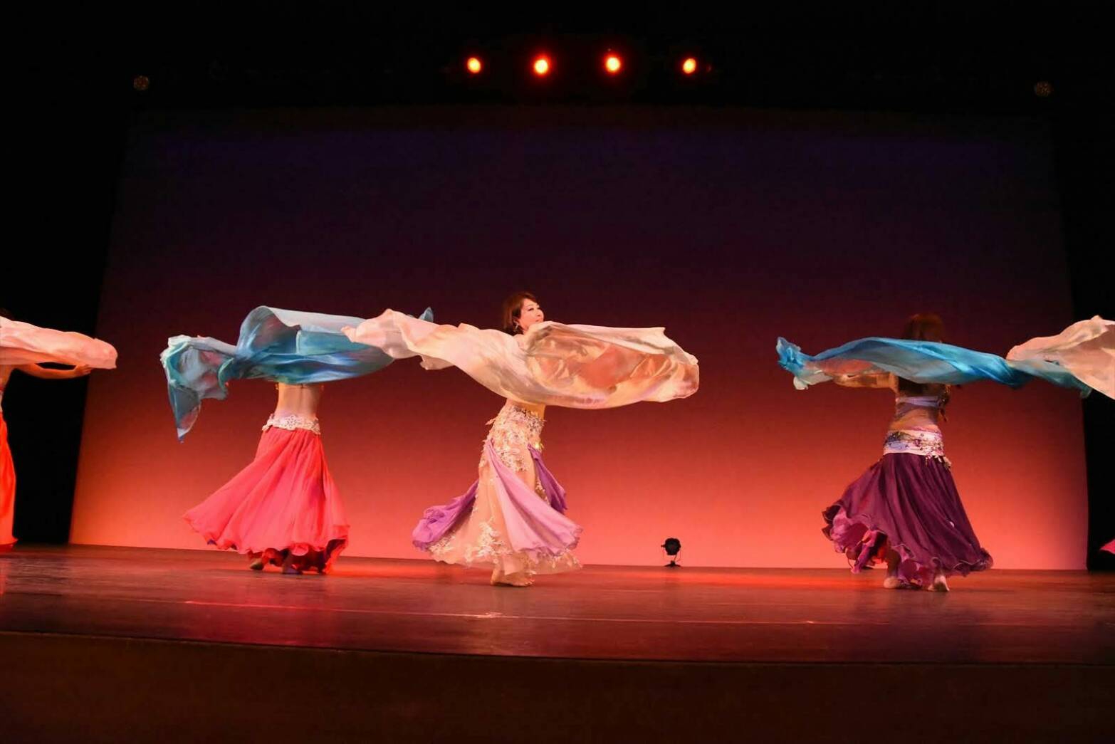 LESSONのご案内 | Dossa Oriental Dance School（ドーサ オリエンタル