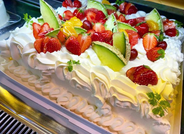 季節のフルーツ盛り沢山 スペシャルオーダーケーキ 国分町 Flower Cake Megu 花屋とケーキのお店 季節のフルーツ盛り沢山 スペシャルオーダーケーキ 国分町 Flower Cake Megu 花屋とケーキのお店