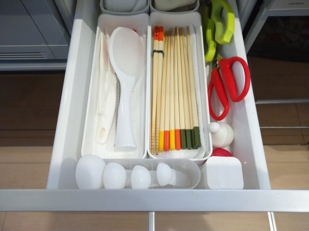 キッチンツールの収納 計量スプーン シニアstyleの素敵な暮らしと収納