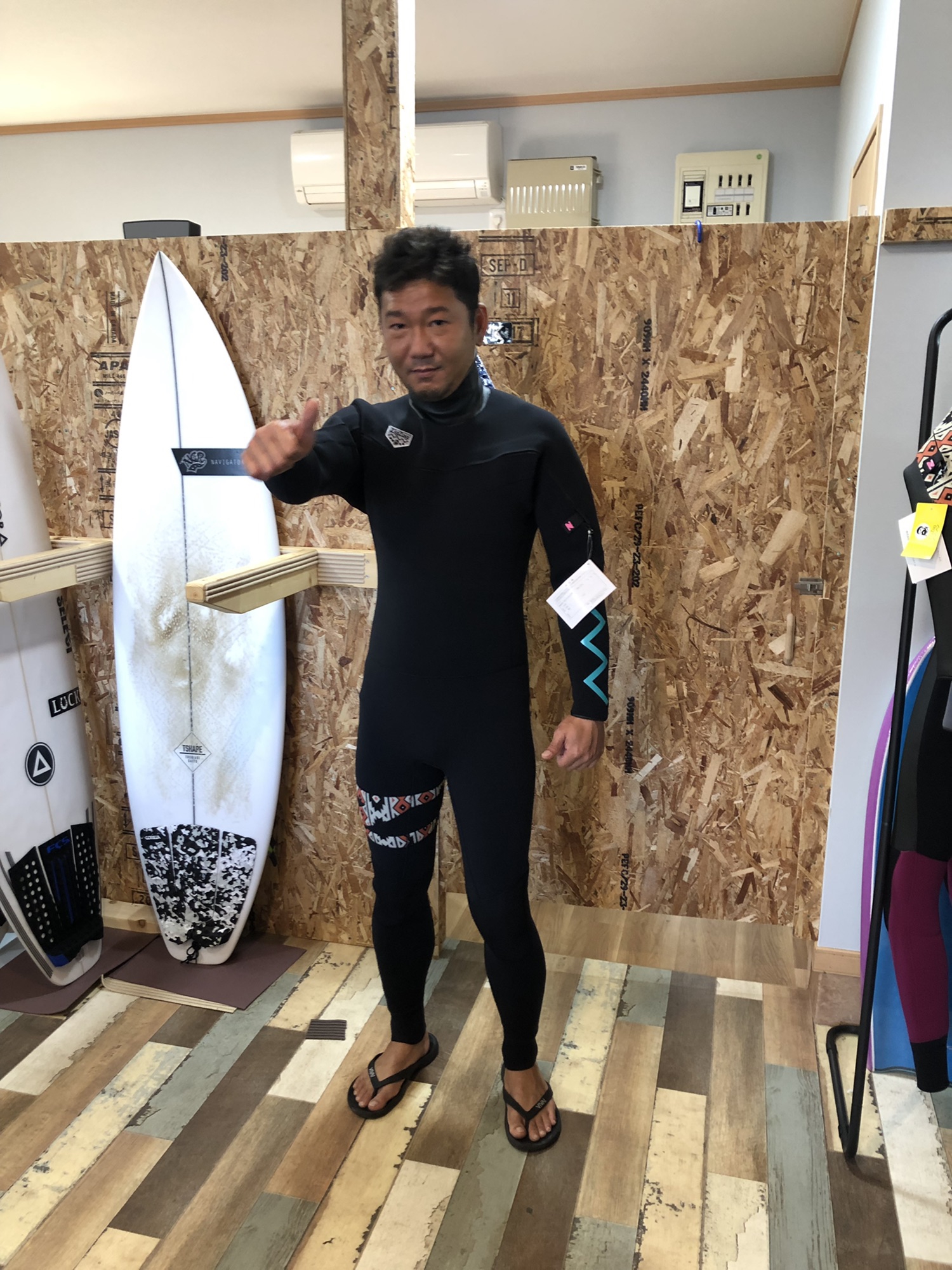ウェットスーツ ZigZag 3mm(RIPCURLから高性能ウェットスーツ ウェットスーツ ZigZag 3mm(RIPCURLから高性能ウェットスーツ