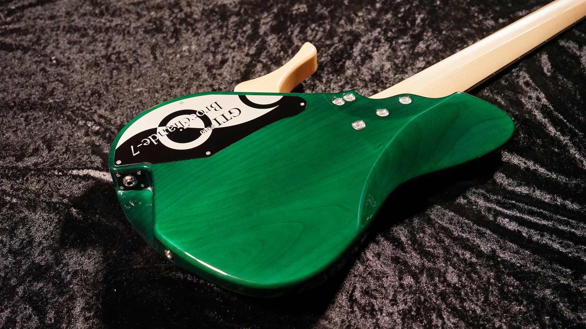 Guitars / Basses gallery | GTI