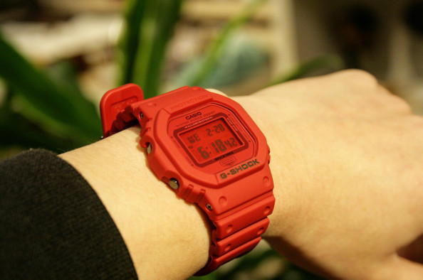 G-SHOCK（G-ショック）「35th Anniversary RED OUT」 DW-5635C-4JR DW 