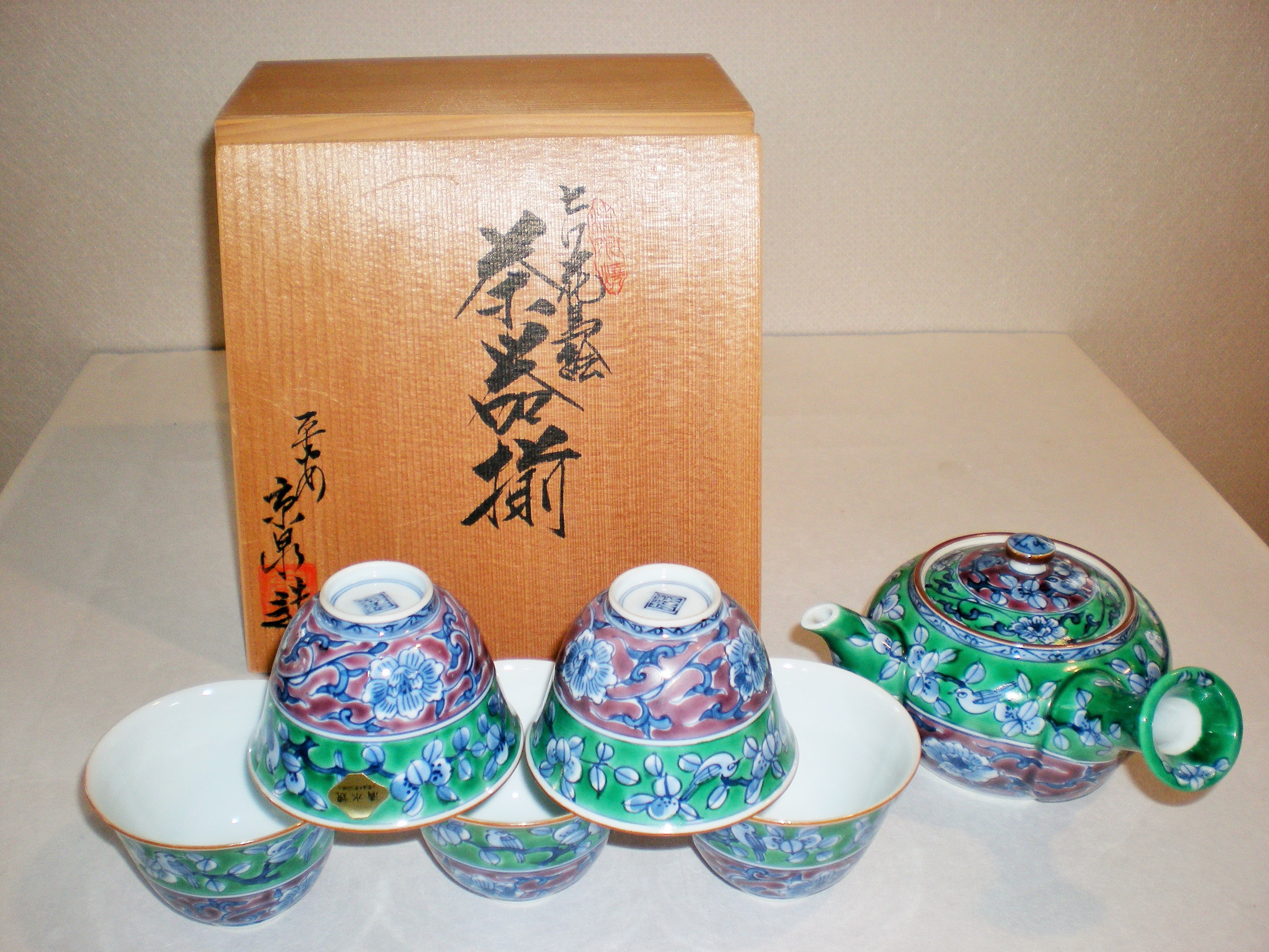 名工 伊東陶山 伝統工芸 京焼 清水焼 鶴 置物 骨董品 古美術品 名工 伊東陶山 伝統工芸 京焼 清水焼 鶴 置物 骨董品 古美術品