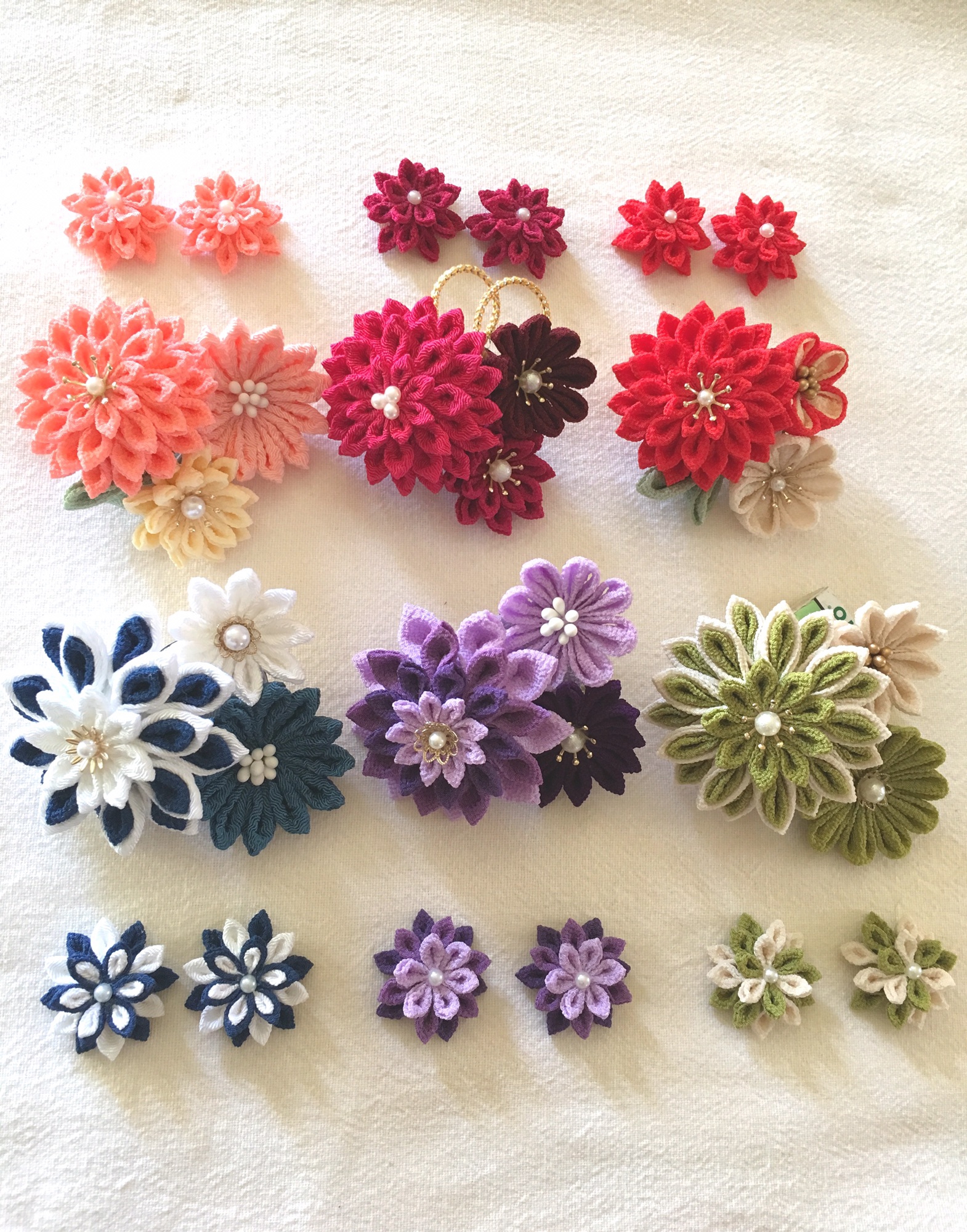 ❤️他サイトで売り切れ❤️つまみ細工とレジン 桜のミニクリップ(レジン作品) ❤️他サイトで売り切れ❤️つまみ細工とレジン 桜のミニクリップ