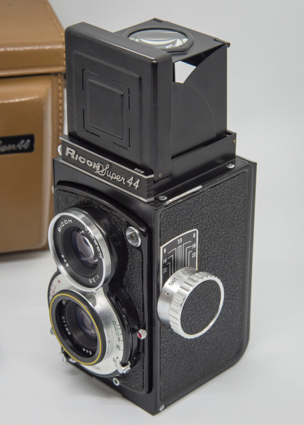 RICOH Super 44 | いまをあつめる、ひかりたち。
