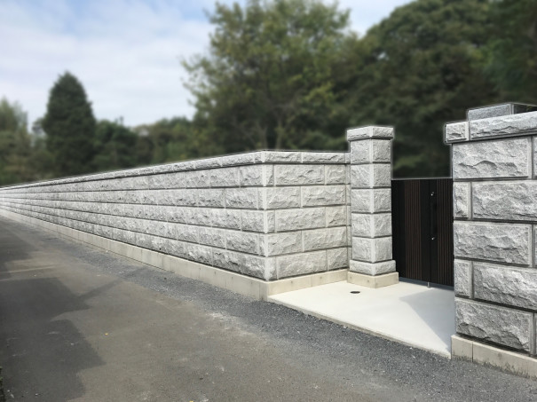 石塀 外構建築石材 工事 有 岡田石材 石金