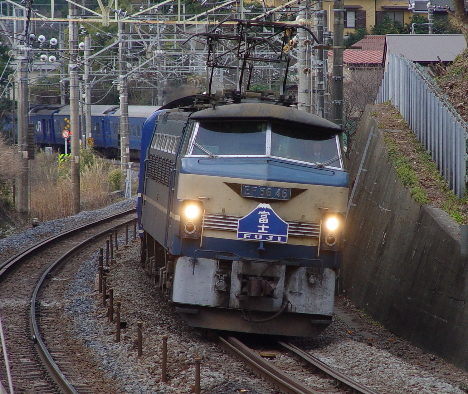 97046d3a09b76a80adc8781d9ef63a