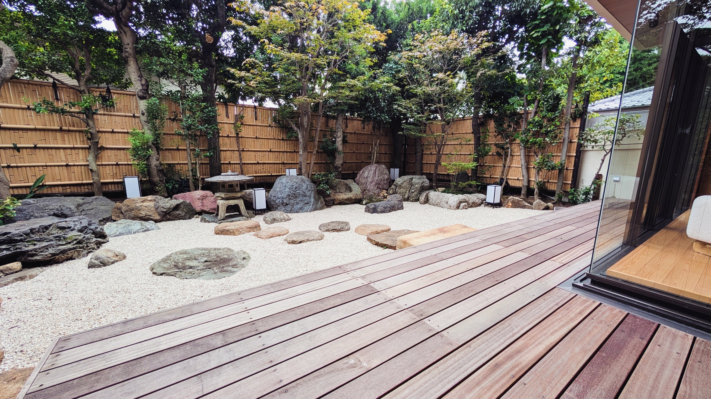 10月の植木屋 | 世田谷の植木屋 『庭竹』