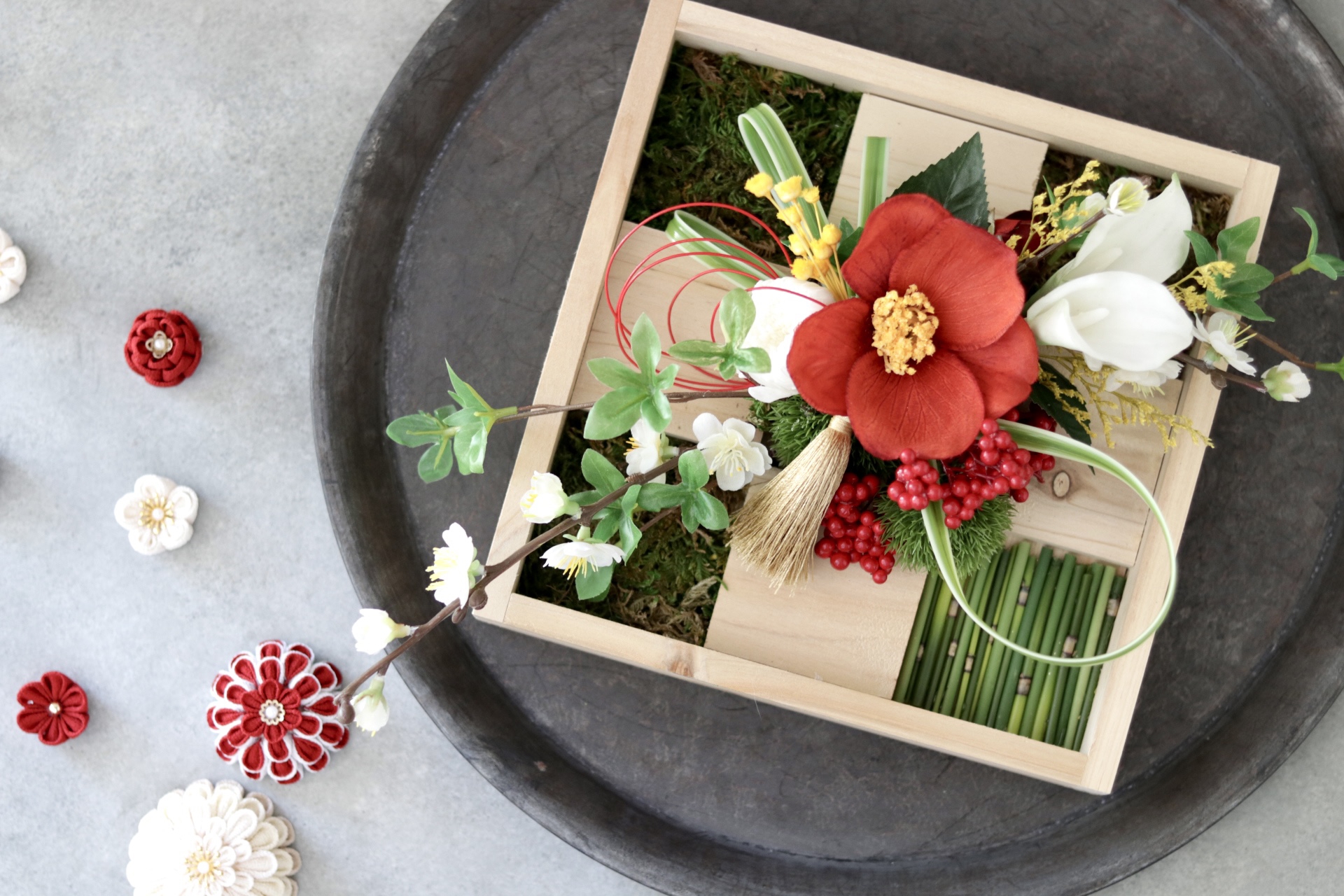 師走の花あそび「椿と早緑月」 | 千葉浦安(新浦安)アーティフィシャル