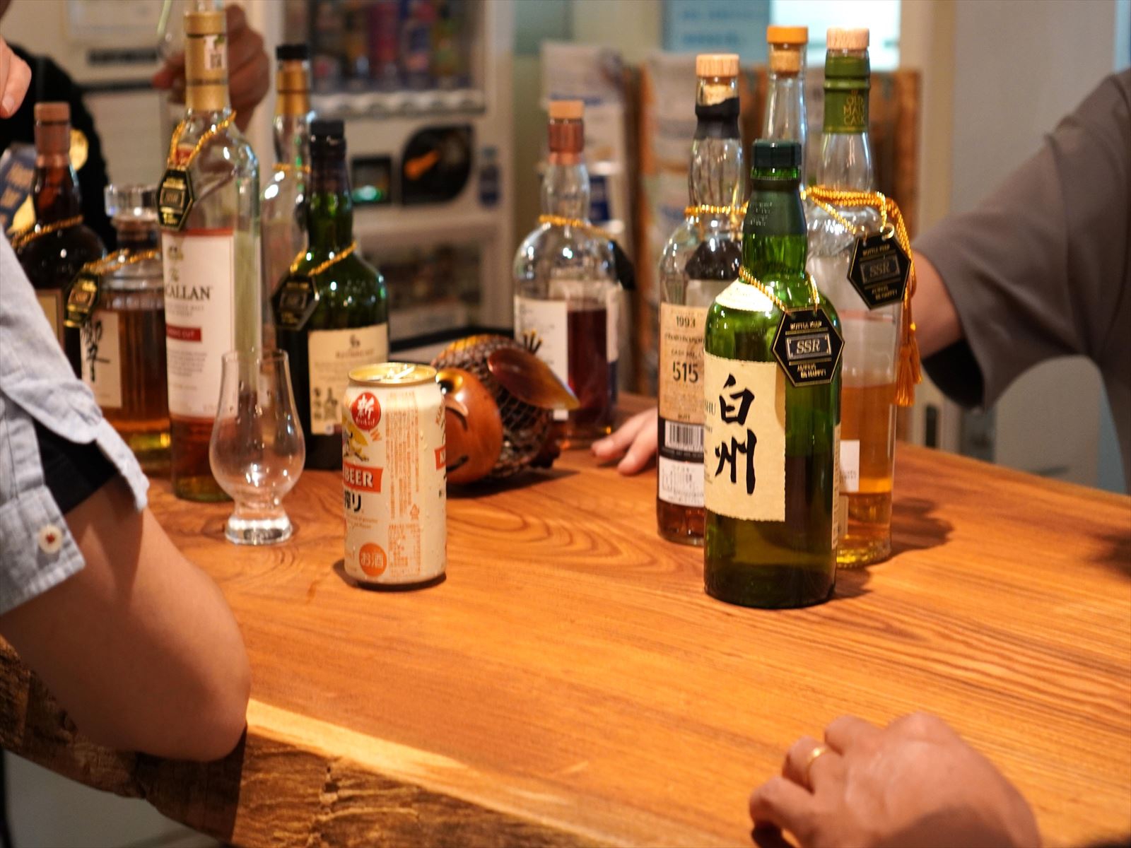 ケヤキ 一枚板 希少 バー bar カウンター 割烹 パオローズ BARカウンター | 一枚板 お取り引き実績 | 一枚板