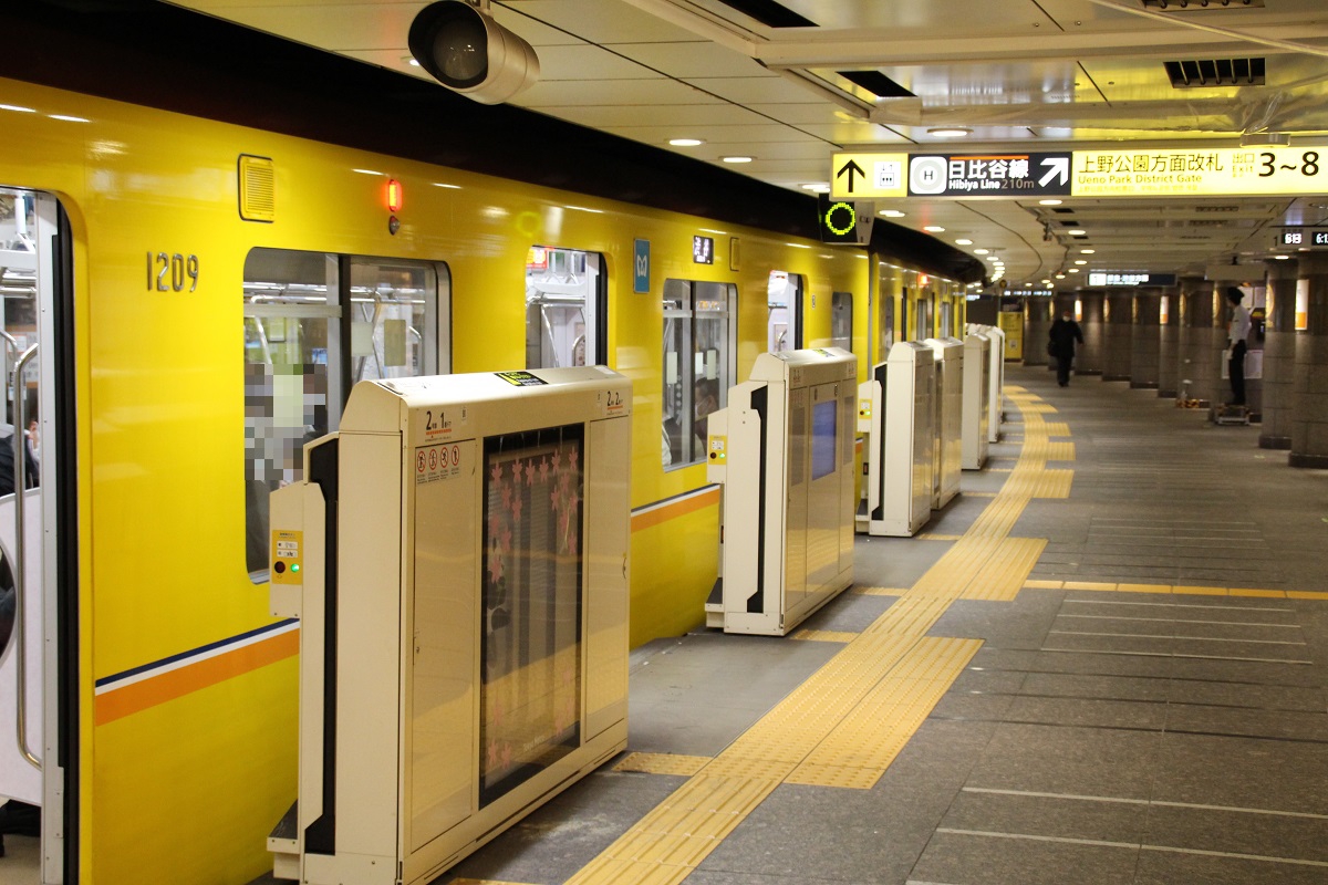東京メトロ銀座線のホームドア 上野駅1番線先行導入タイプ Ycs Info
