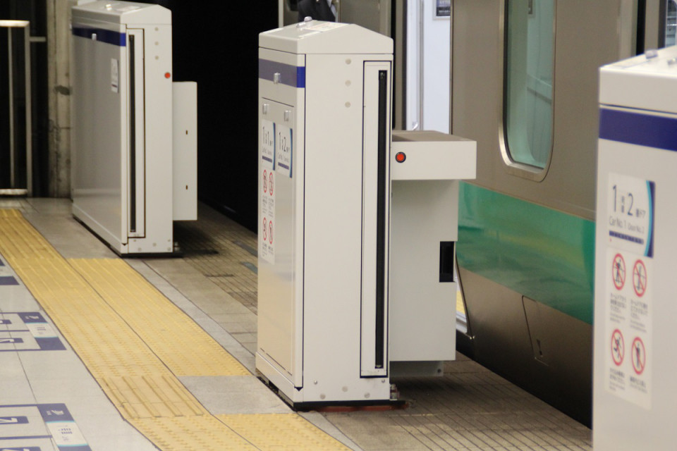 東京臨海高速鉄道りんかい線のホームドア Ycs Info