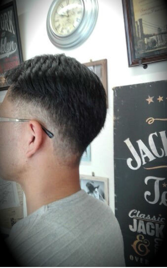 山形の30代メンズカットは ヘアーサロンアクティブがかっこよくキメる hair salon active 山形の30代メンズカットは ヘアーサロンアクティブがかっこよくキメる hair salon active