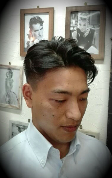 ビジネスマンもバーバースタイルでデキる男に変身 そして人生がハッピーになる hair salon active ビジネスマンもバーバースタイルでデキる男に変身 そして人生がハッピーになる hair salon active