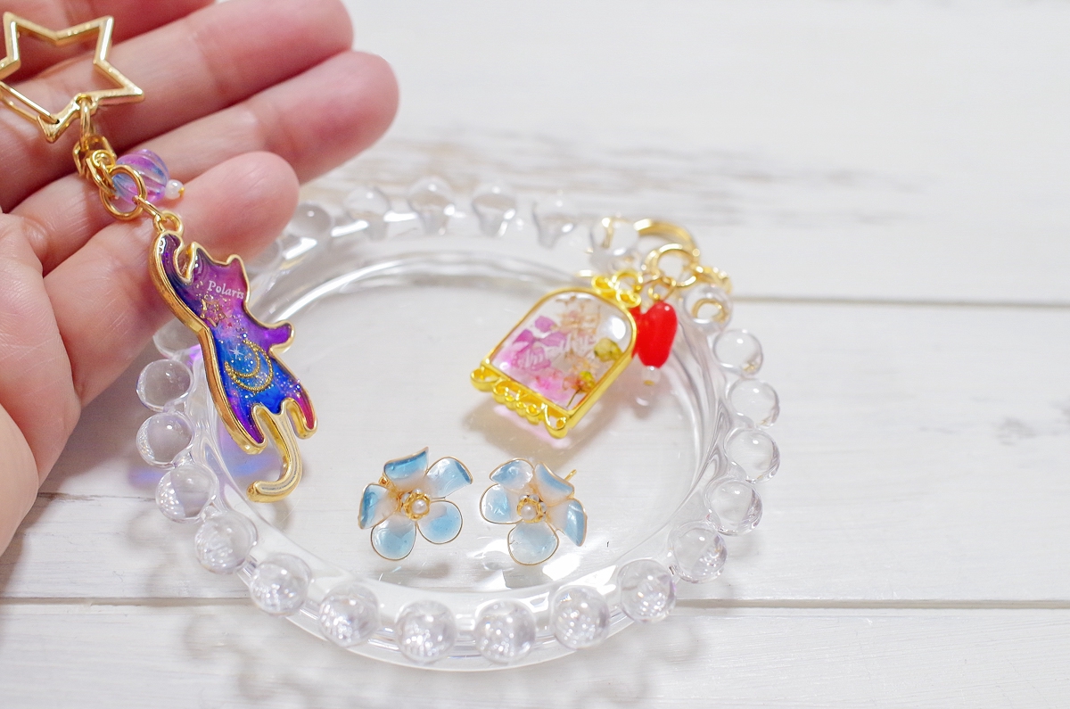 伊丹・大阪アクセサリー教室「レジンクラフトギャラリーハチミツ」