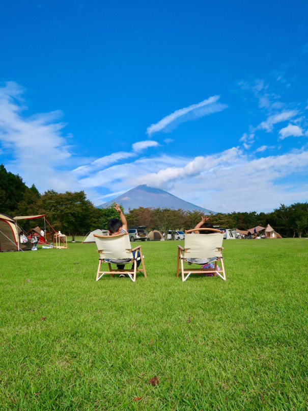 富士山 と綺麗な芝生のフリーサイト最高でした やまぼうしキャンプ場 Hoshi Camp
