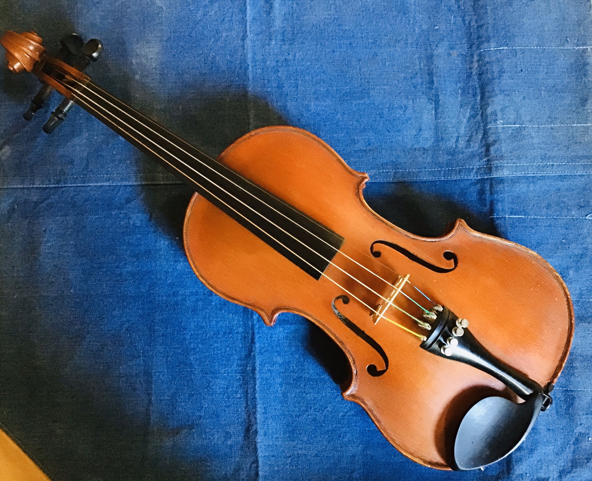 ヴァイオリン 4 4大人の方の練習用に如何でしょうか。直ぐ弾けます - 器材