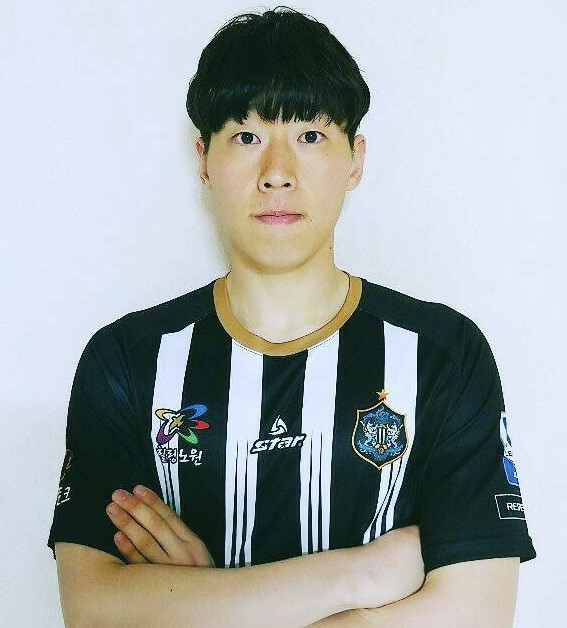 コーチ紹介 Footlize コーチ紹介 Footlize