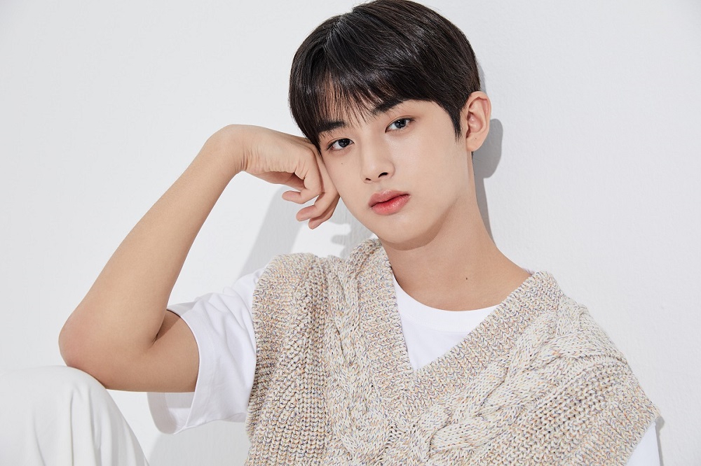 プロデュース X 101」出身のキム・ミンギュ、 日本公式ファンクラブが