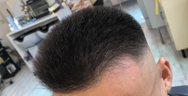 メンズベリーショート カドを出しすぎないブロースカットにスキンフェード Barber Style カットスペース k ー Barber Shop 横浜市港南区の理容室 上永谷と下永谷の中間地にある理髪店です フェードカットやスキンフェードなどのメンズカットに定評あり 駐車場2 メンズベリーショート カドを出しすぎないブロースカットにスキンフェード Barber Style カットスペース k ー Barber Shop 横浜市港南区の理容室 上永谷と下永谷の中間地にある理髪店です フェードカットやスキンフェードなどのメンズカットに定評あり 駐車場2