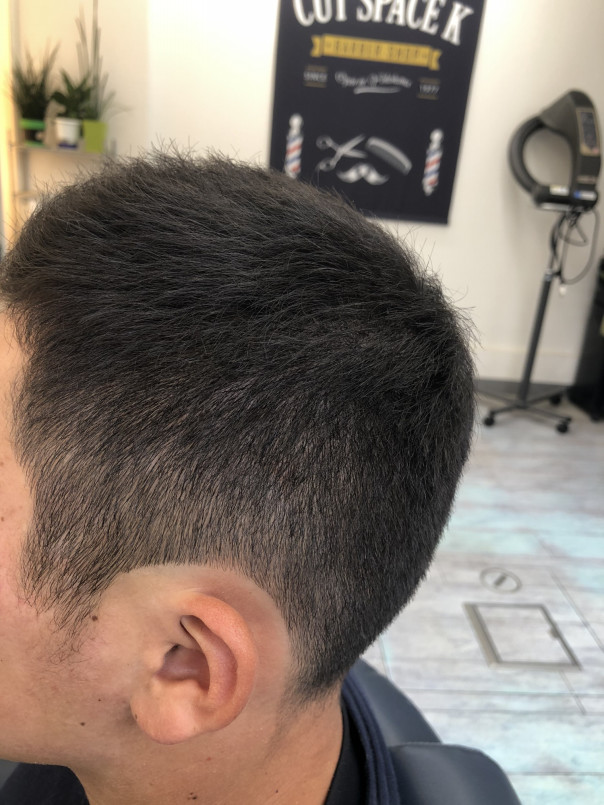 丸刈りからの伸ばし中 高校生のお客様 カットスペース ｋ ｰ Barber Shop 横浜市港南区の理容室 上永谷と下永谷の中間地にある理髪店です フェードカットやスキンフェードなどのメンズカットに定評あり 駐車場２台分完備