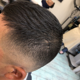 フェードカット 刈り上げスタイル ページ5 カットスペース ｋ ｰ Barber Shop 横浜市港南区の理容室 上永谷と下永谷の中間地にある理髪店です フェードカットやスキンフェードなどのメンズカットに定評あり 駐車場２台分完備