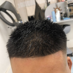 クロップスタイル ページ1 カットスペース K Barber Shop 横浜市港南区の理容室 上永谷と下永谷の中間地にある理髪店です フェードカットやスキンフェードなどのメンズカットに定評あり 駐車場２台分完備