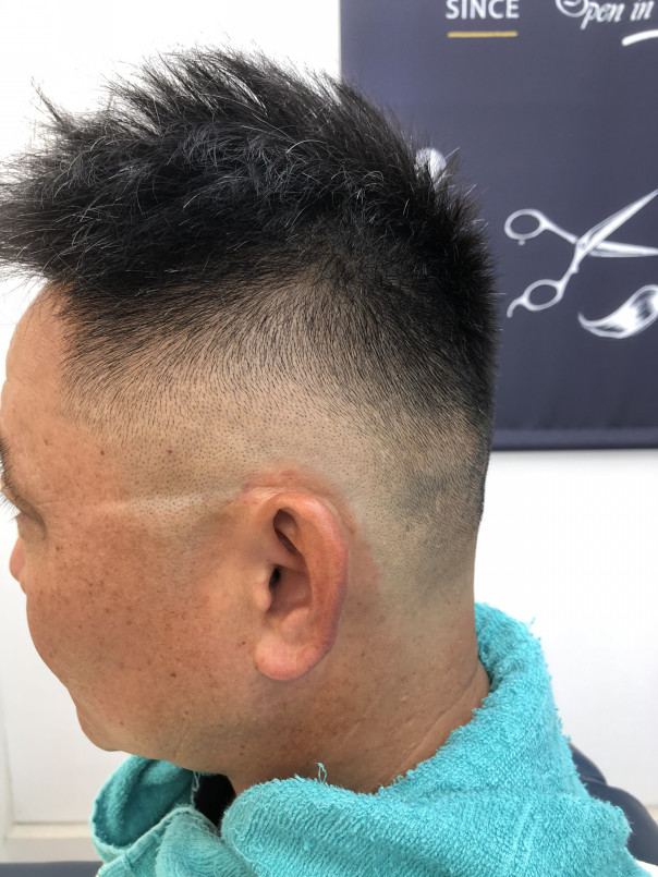 大人のスキンフェード カットスペース K Barber Shop 横浜市港南区の理容室 上永谷と下永谷の中間地にある理髪店です フェード カットやスキンフェードなどのメンズカットに定評あり 駐車場２台分完備