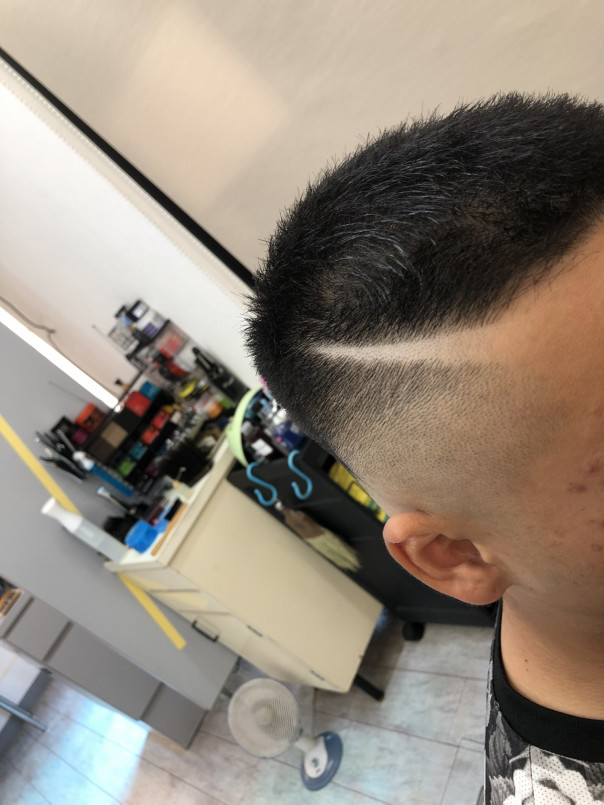 スキンフェード クロップ ハードパート カットスペース K Barber Shop 横浜市港南区の理容室 上永谷と下永谷の中間地にある理髪店です フェードカットやスキンフェードなどのメンズカットに定評あり 駐車場２台分完備