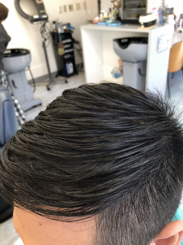 初仕事前の冬のビジネススタイル カットスペース K Barber Shop 横浜市港南区の理容室 上永谷と下永谷の中間地にある理髪店です フェードカットやスキンフェードなどのメンズカットに定評あり 駐車場２台分完備