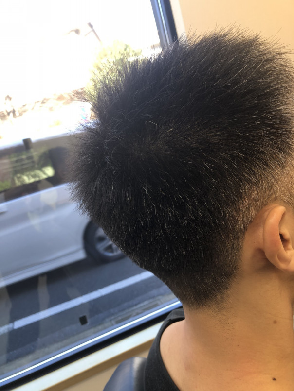 前回より後ろのボリュームを ソフトモヒカン カットスペース K Barber Shop 横浜市港南区の理容室 上永谷と下永谷の中間地にある理髪店です フェードカットやスキンフェードなどのメンズカットに定評あり 駐車場2台分完備 前回より後ろのボリュームを ソフトモヒカン カットスペース K Barber Shop 横浜市港南区の理容室 上永谷と下永谷の中間地にある理髪店です フェードカットやスキンフェードなどのメンズカットに定評あり 駐車場2台分完備