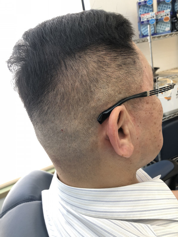 ミドルエイジのフェードカット パートスタイル カットスペース K Barber Shop 横浜市港南区の理容室 上永谷と下永谷の中間地にある理髪店です フェードカットやスキンフェードなどのメンズカットに定評あり 駐車場２台分完備