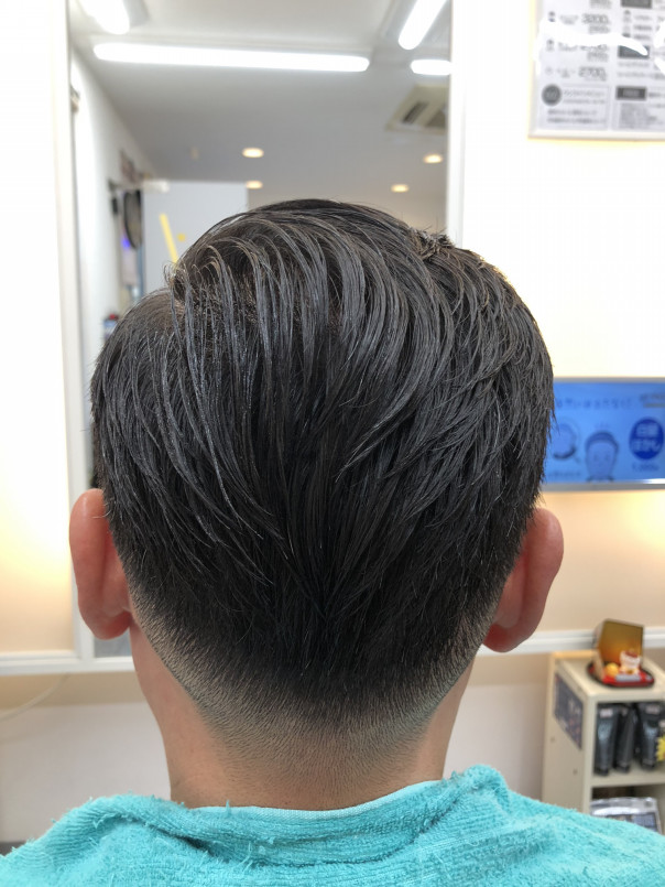 フェードカット サイドパートスタイル カットスペース K Barber Shop 横浜市港南区の理容室 上永谷と下永谷の中間地にある理髪店です フェードカットやスキンフェードなどのメンズカットに定評あり 駐車場２台分完備