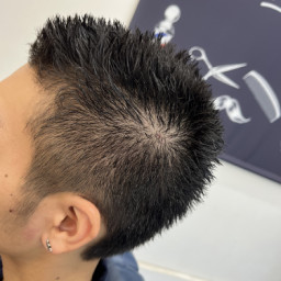 ウルフバランス カットスペース ｋ ｰ Barber Shop 横浜市港南区の理容室 上永谷と下永谷の中間地にある理髪店です フェードカット やスキンフェードなどのメンズカットに定評あり 駐車場２台分完備